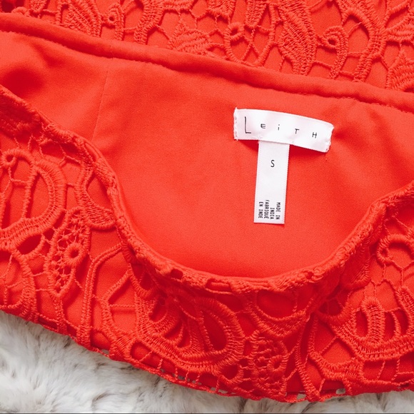 Leith Red Floral Lace Pencil Skirt - Picture 4 of 6